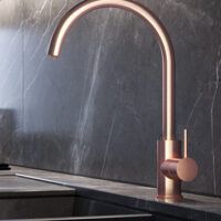 keukenkraan geborsteld messing